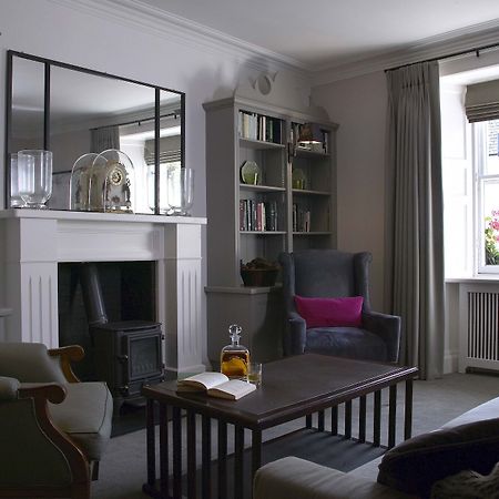 Melville House Comrie Bagian luar foto